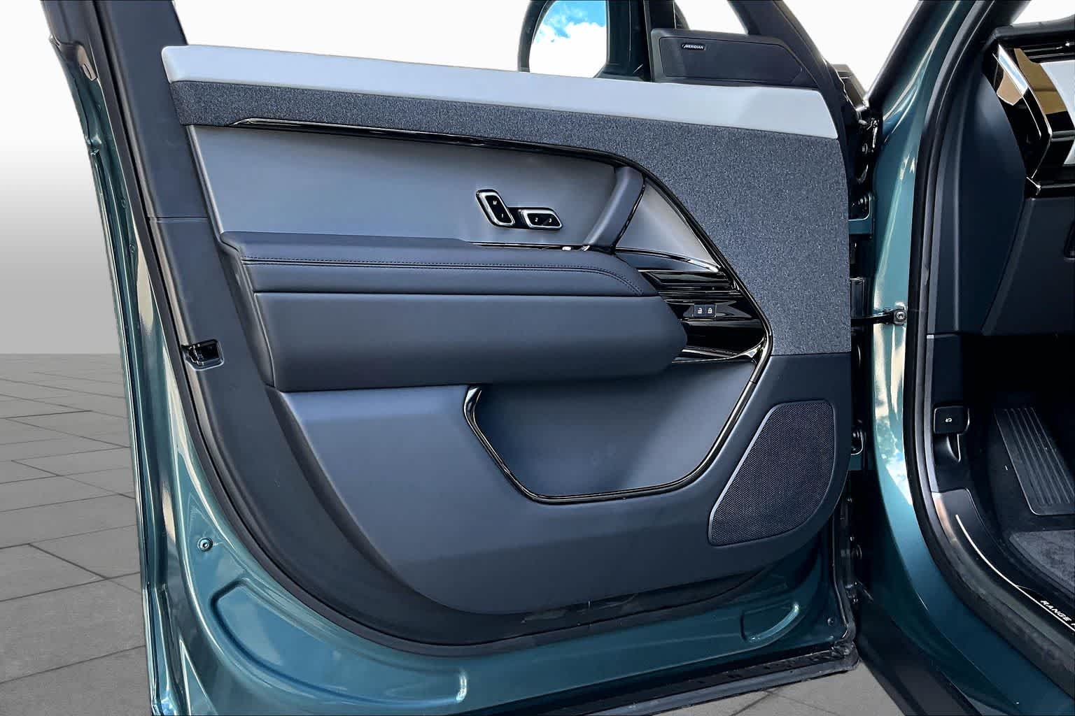 2026 Land Rover Range Rover Sport Dynamic SE - Photo 10