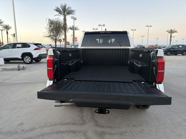2026 Toyota Tacoma SR5 - Photo 22