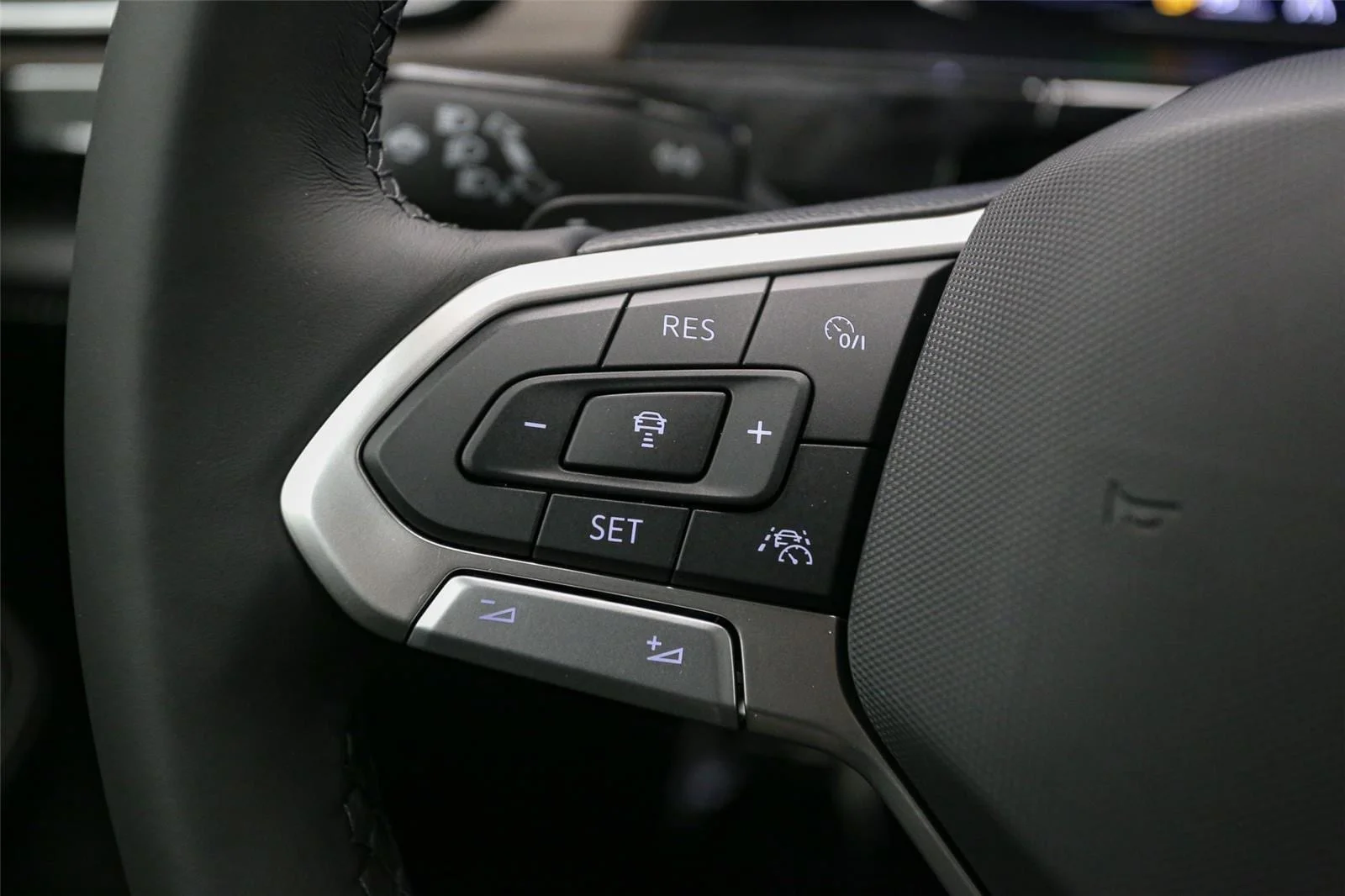 New 2026 Pure Gray Volkswagen 2.0T SEL Premium R-Line image 25
