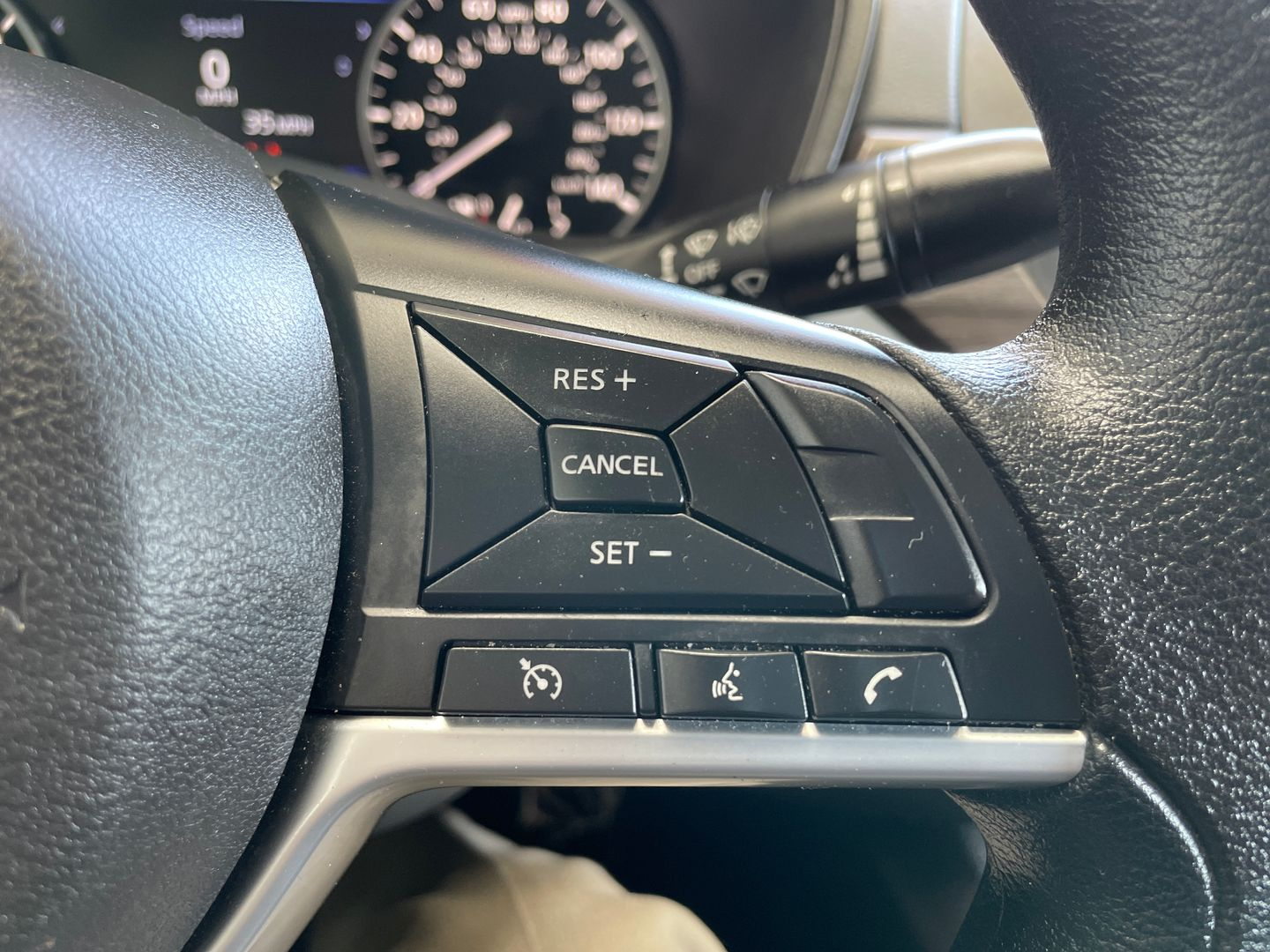 2025 Nissan Altima SV - Photo 20