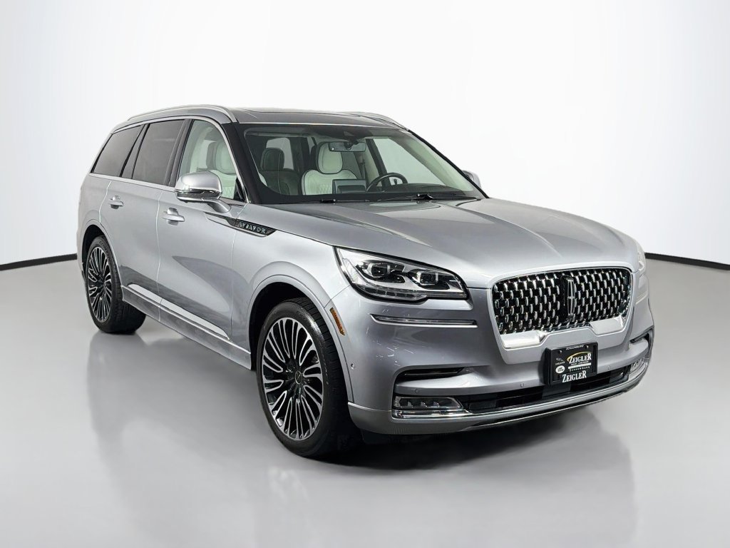 Used 2020 Radiance Metallic Lincoln Black Label image 3
