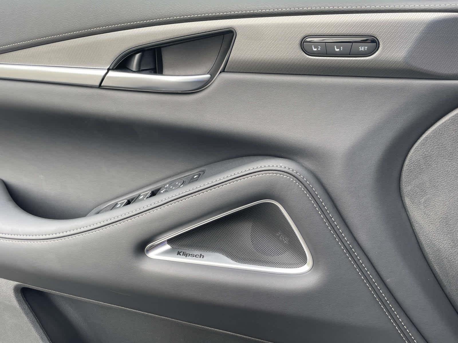 New 2026 Graphite Shadow INFINITI LUXE image 30