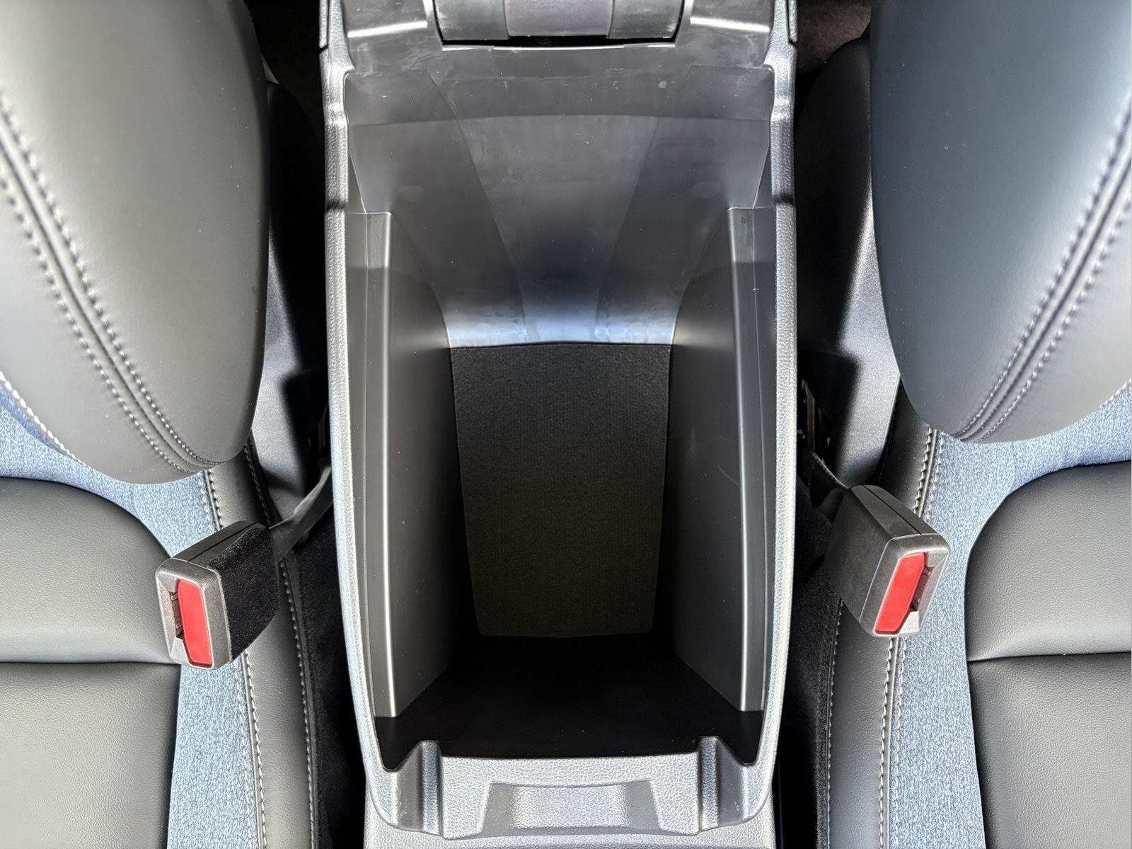 New 2026 Azure Gray Metallic Tri-Coat Ford Outer Banks® image 15