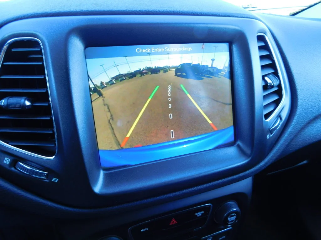Used 2018 Laser Blue Jeep Trailhawk image 35