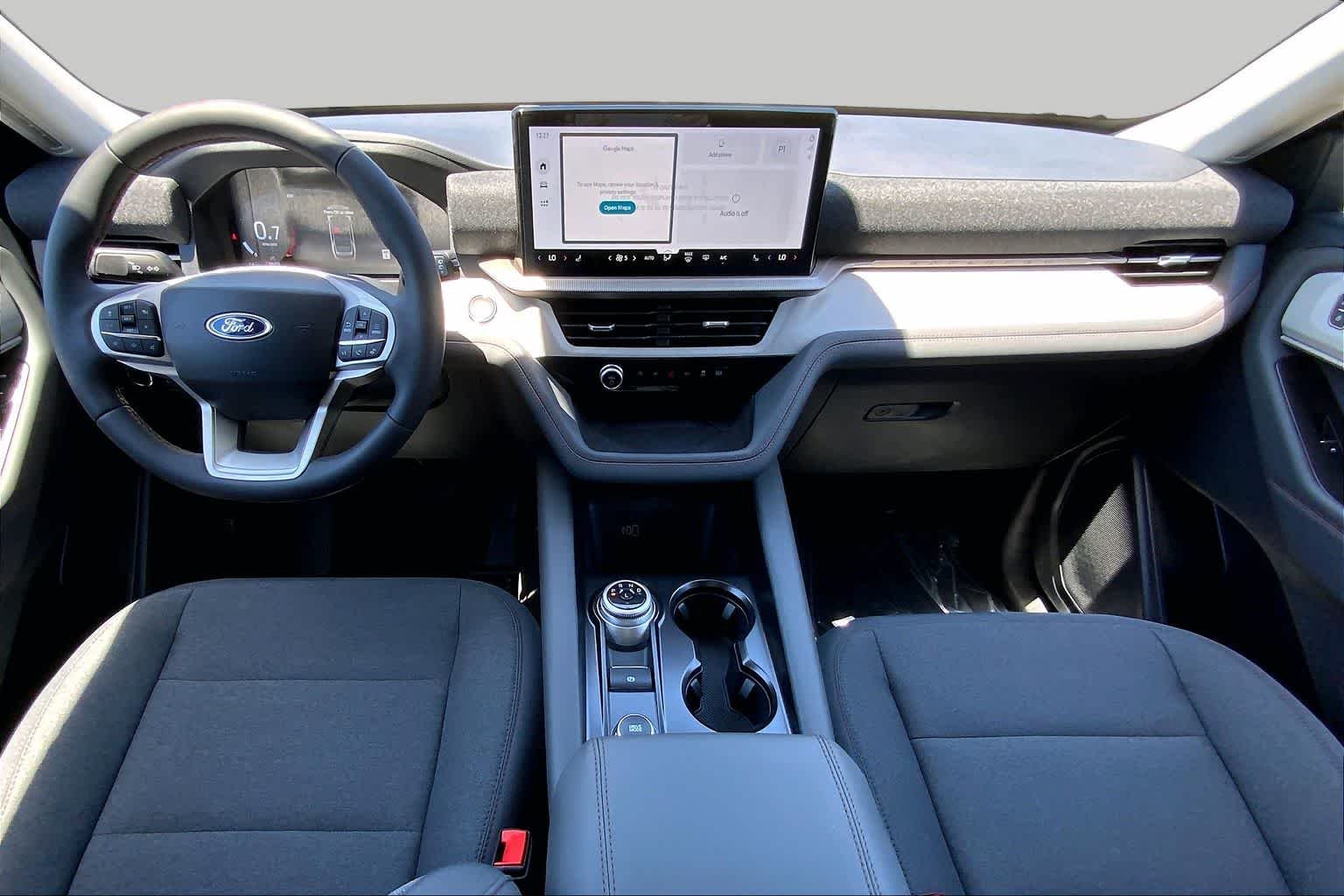 New 2026 Star White Metallic Tri-Coat Ford Active image 5