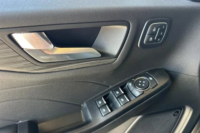 New 2024 Vapor Blue Metallic Ford Platinum image 33