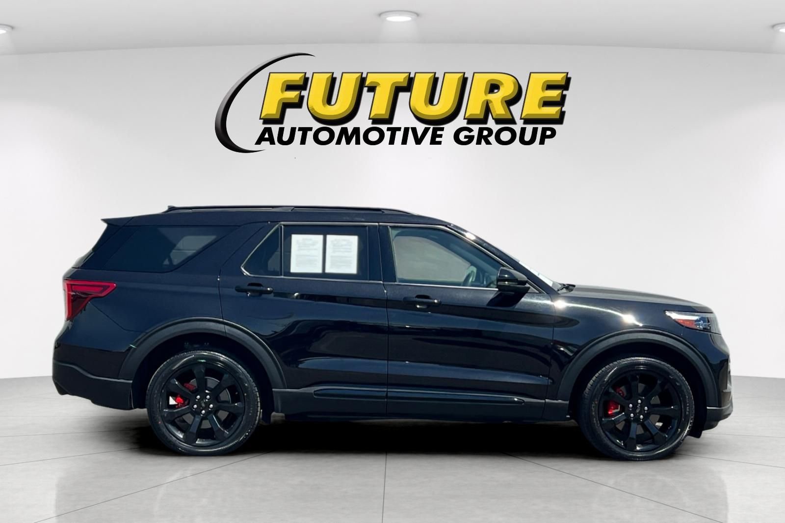 Used 2022 Black Ford ST image 2