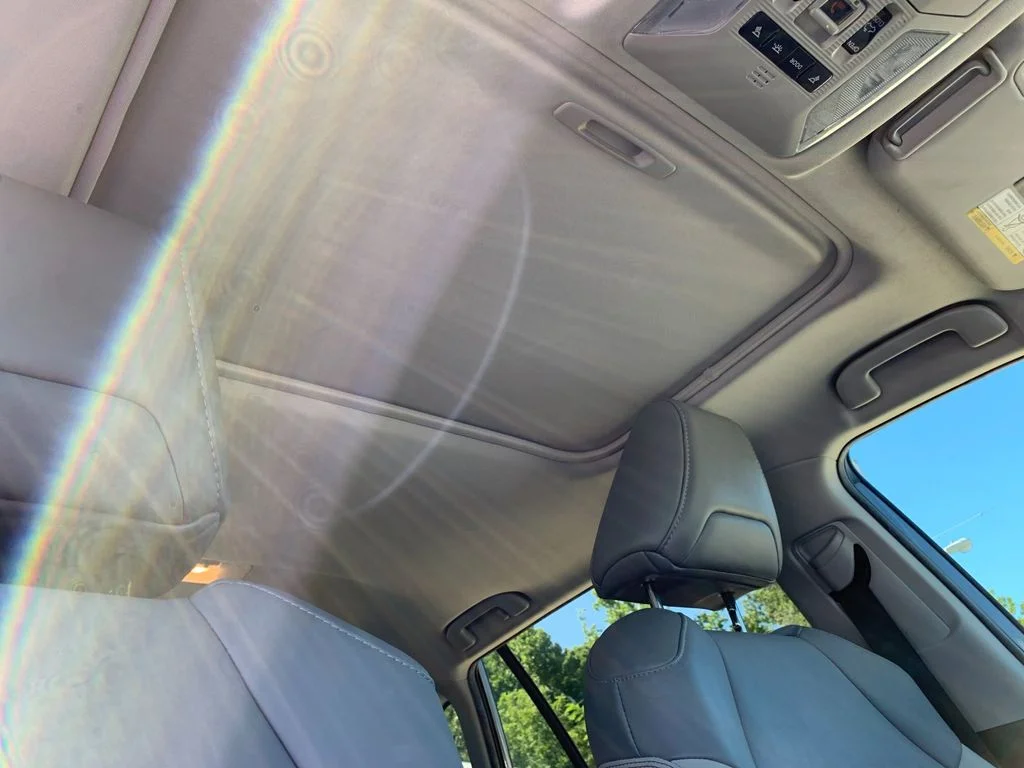 Used 2021 Gray Toyota XLE Premium image 19