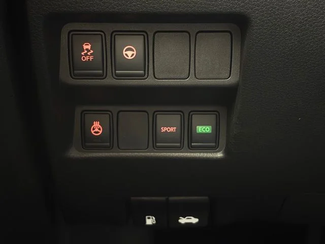 Used 2022 Gun Metallic Nissan SV image 21