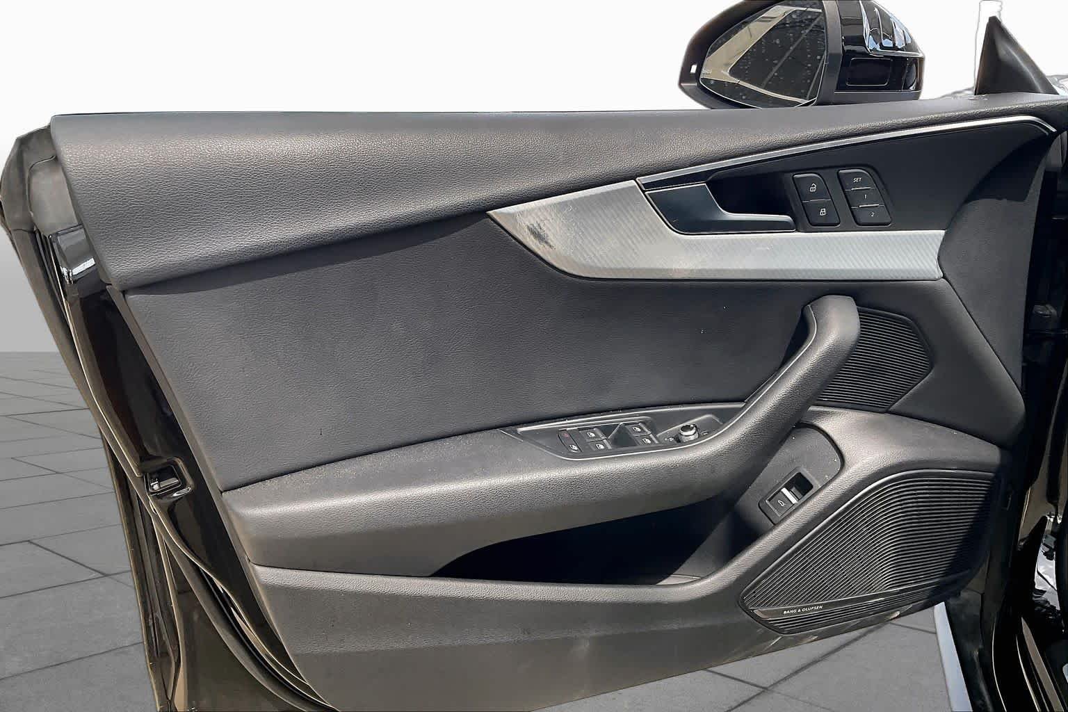 Used 2018 Mythos Black Metallic Audi Premium Plus image 22