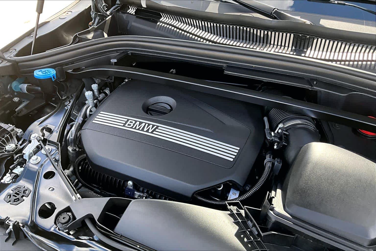 Used 2026 Skyscraper Grey Metallic BMW xDrive28i image 31