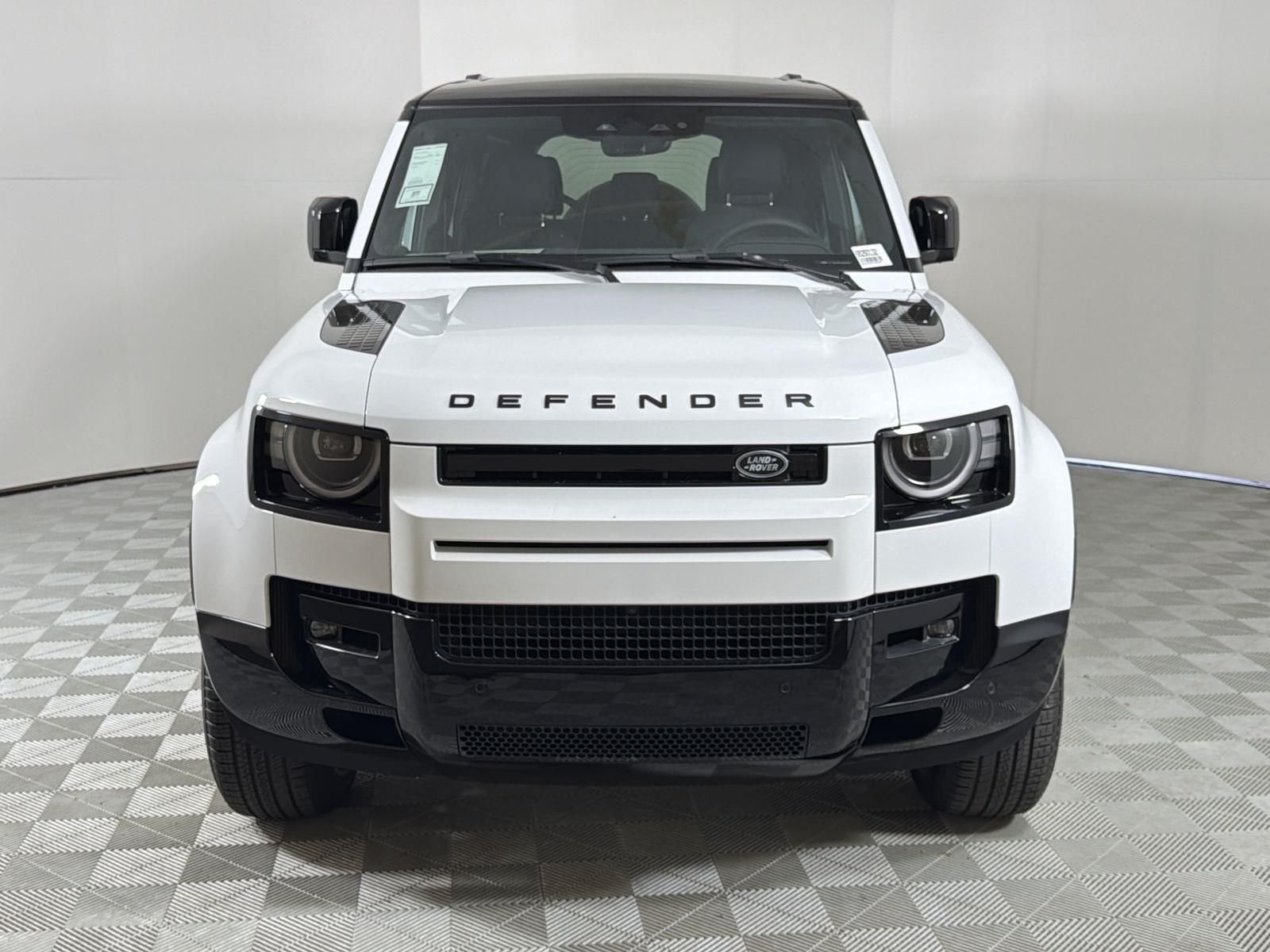 2026 Land Rover Defender X-Dynamic SE - Photo 8