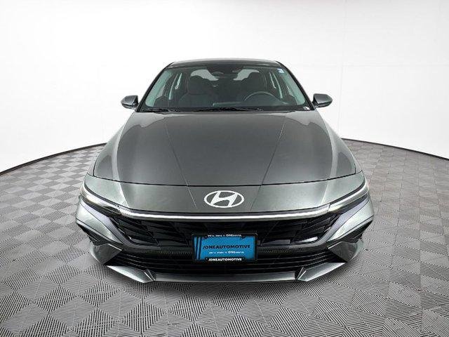 New 2026 Gray Hyundai Blue image 3