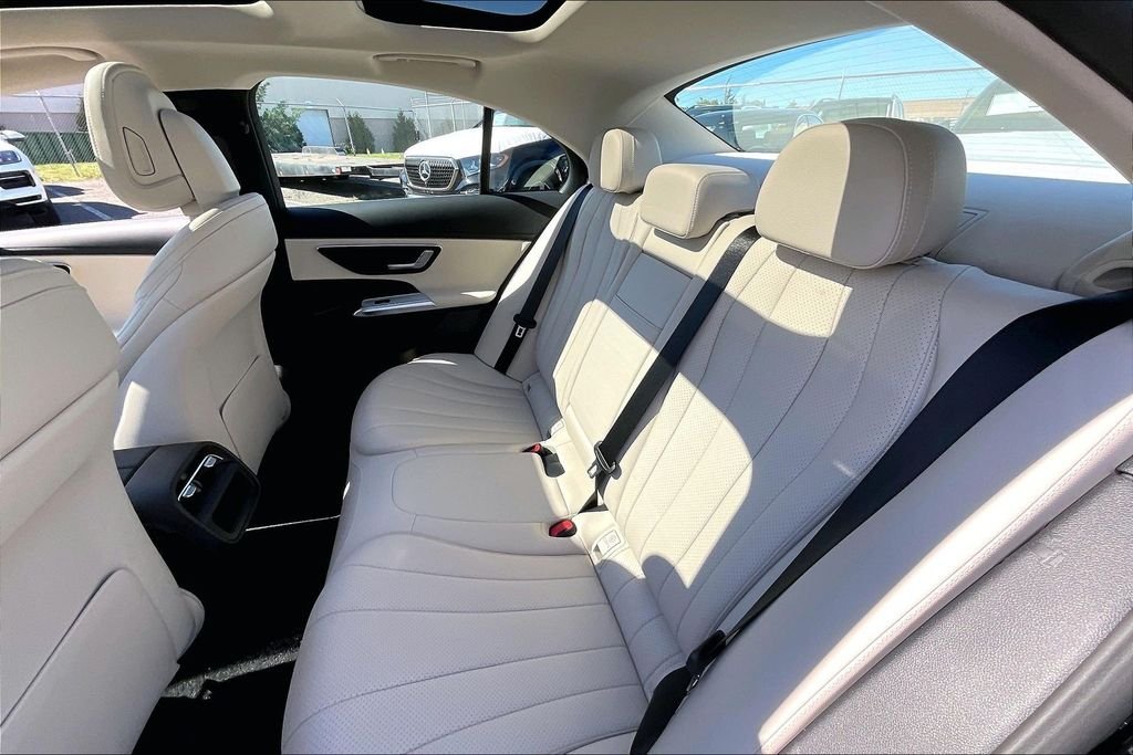 Used 2026 Black Mercedes-Benz E 350 image 18
