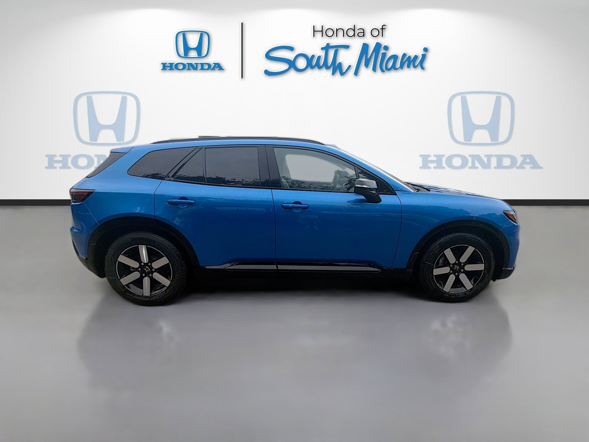 New 2026 Pacific Blue Metallic Honda Touring image 4