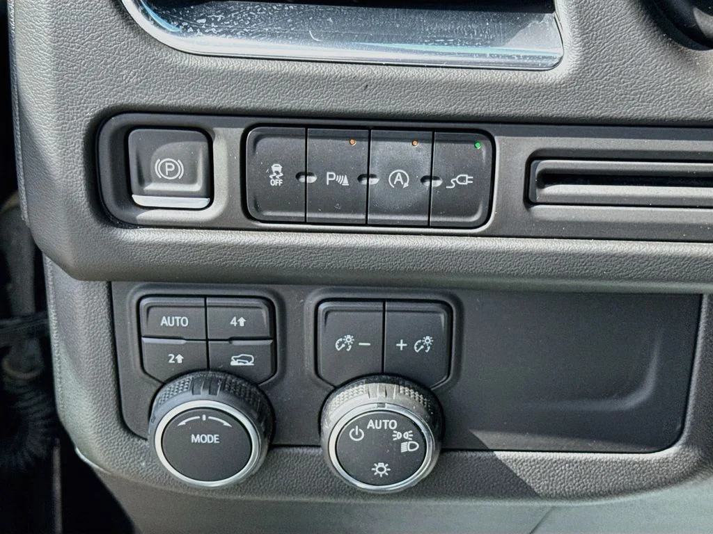 Used 2021 Blue Chevrolet RST image 10