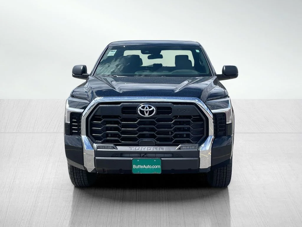 New 2026 Midnight Black Metallic Toyota SR5 image 8