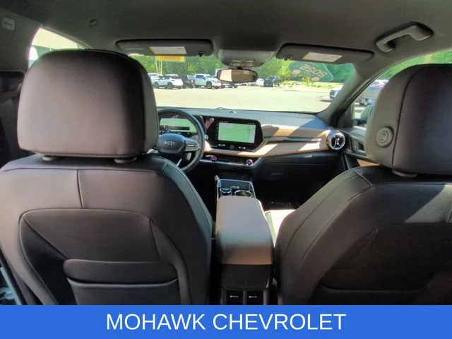 Used 2025 Cacti Green Chevrolet ACTIV image 20