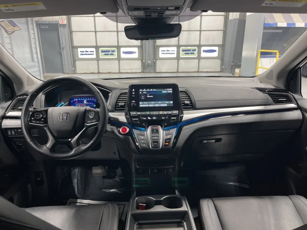 2023 Honda Odyssey Touring - Photo 30