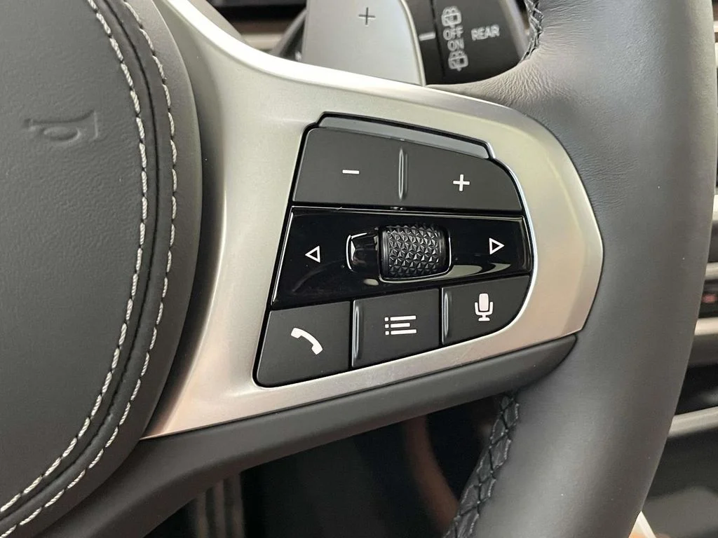 New 2027 Gray BMW xDrive40i image 32