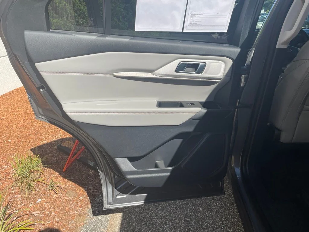 Certified Used 2026 Gray Ford Active image 23