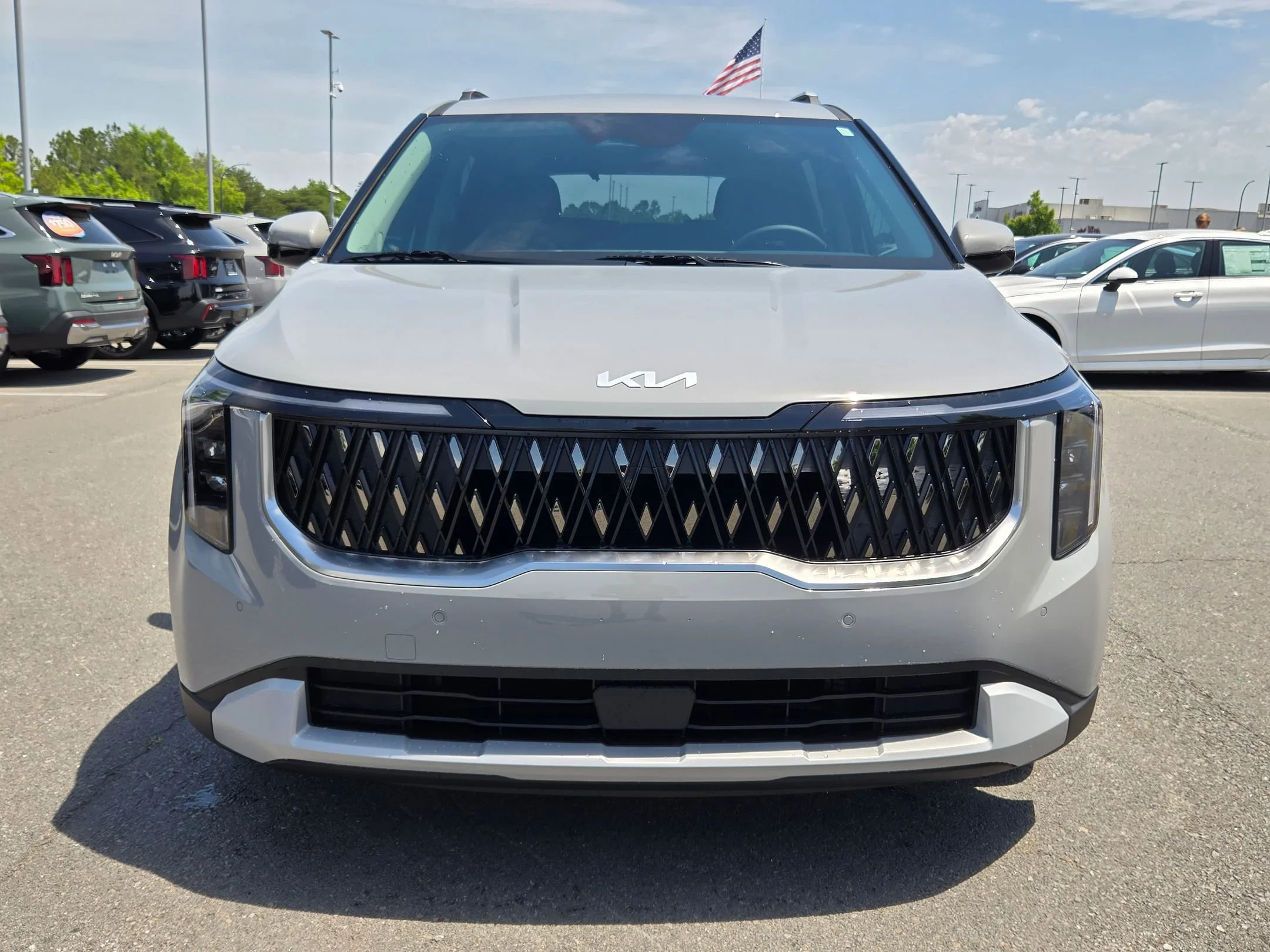 New 2026 Ceramic White Kia EX image 2