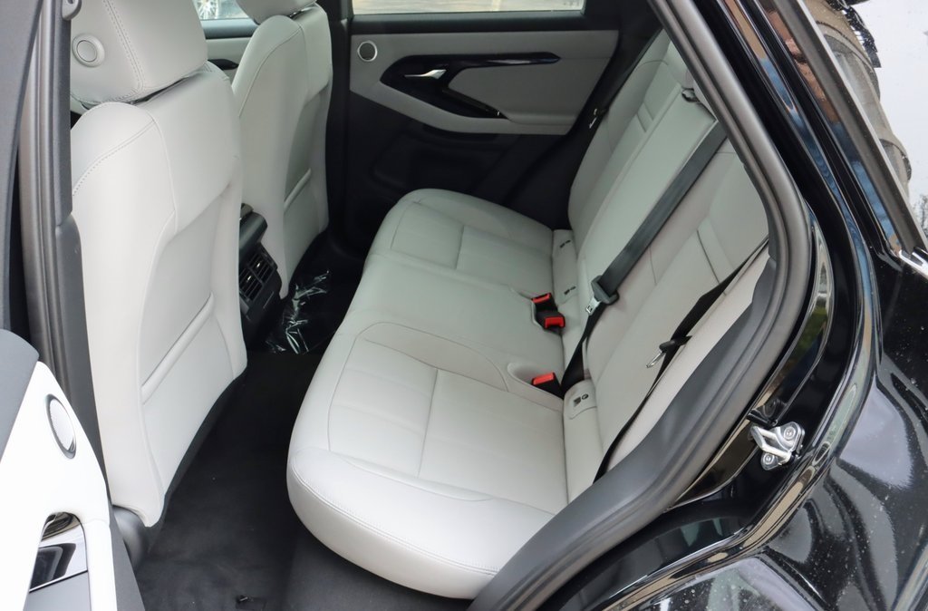 2026 LAND ROVER RANGE ROVER EVOQUE - Image 24