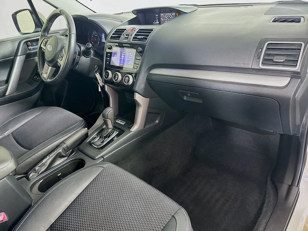 Used 2018 White Subaru 2.0XT Premium image 35