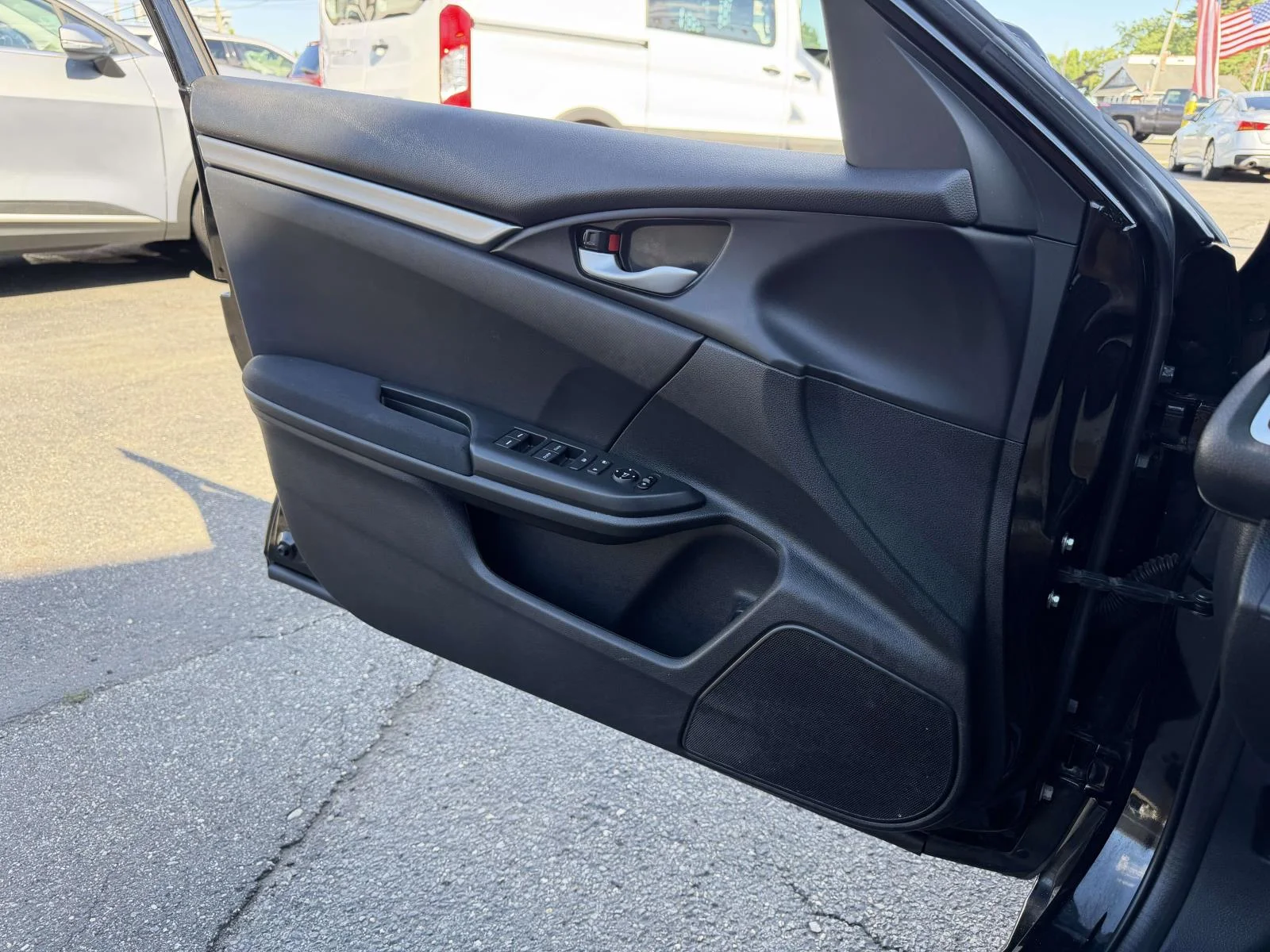Used 2020 Black Honda LX image 17
