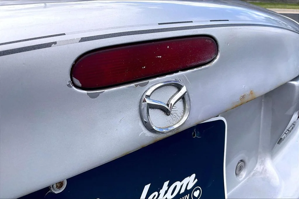 Used 1999 Silver Mazda Base image 5