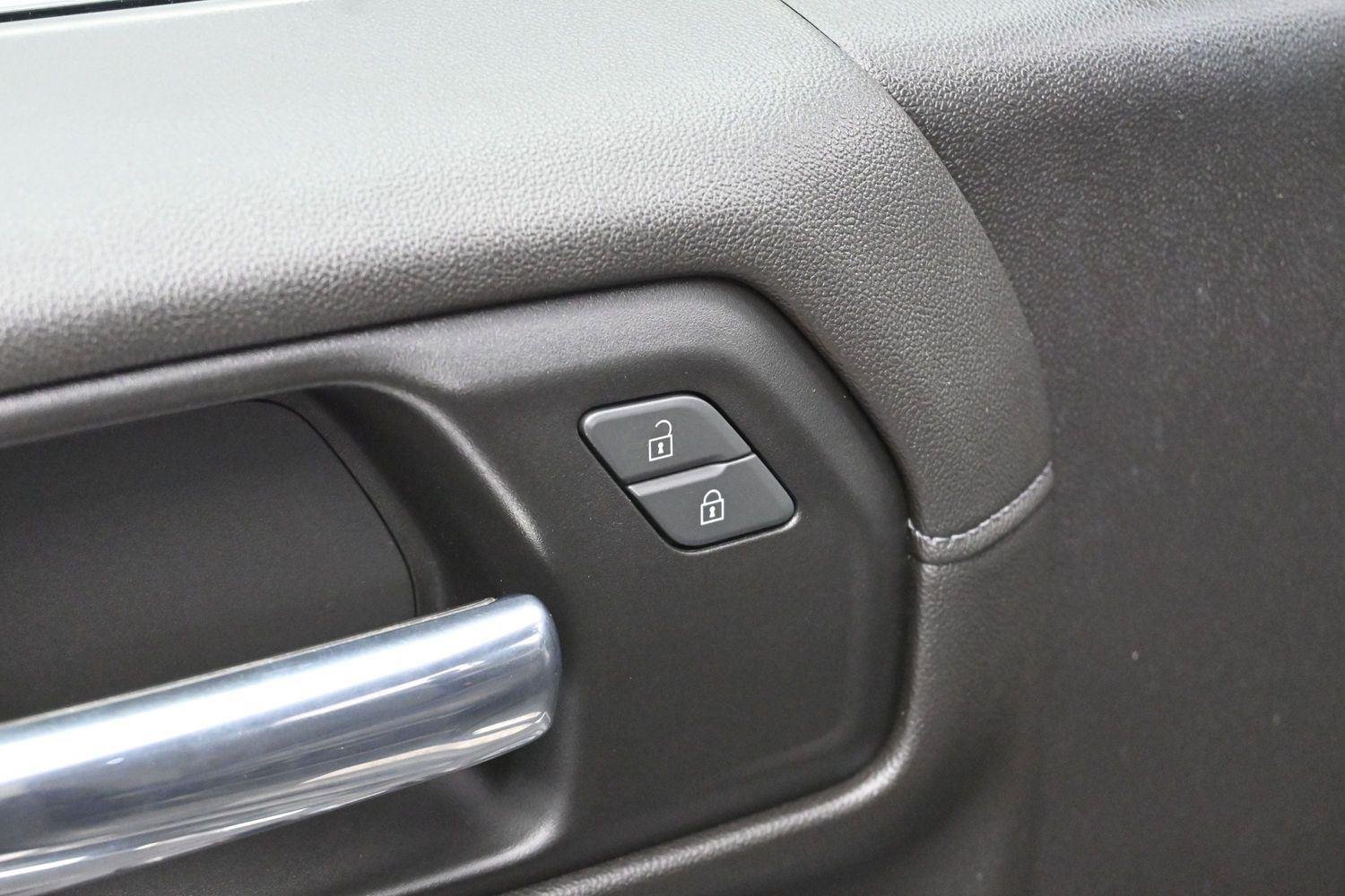 Used 2022 Black Chevrolet LT image 10