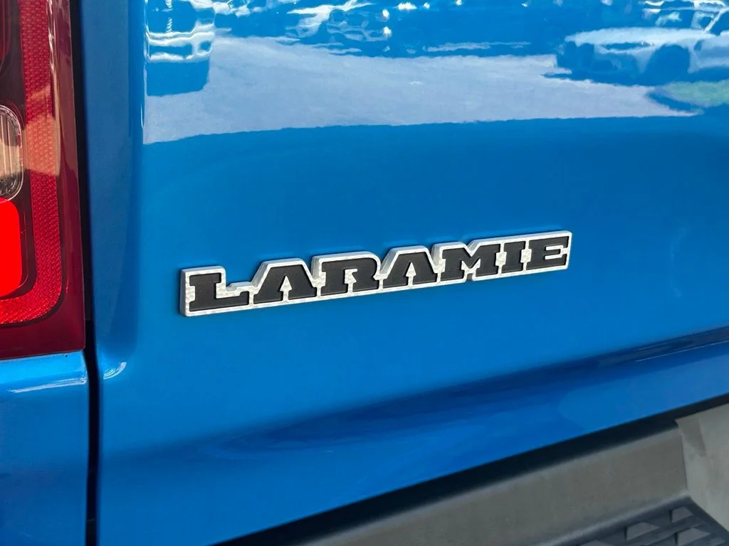 Used 2020 Blue Ram Laramie image 21