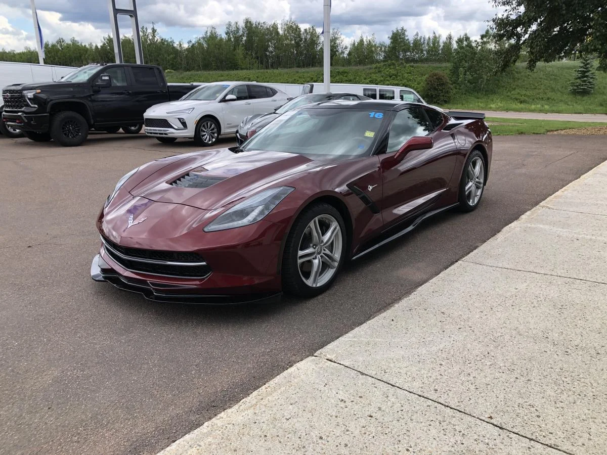 Used 2016 Red Chevrolet 2dr Stingray Cpe w/1LT image 4