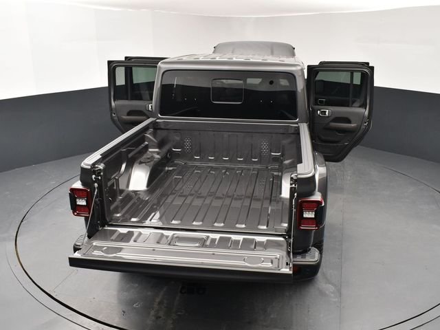 New 2026 Granite Crystal Metallic Clear-Coat Exterior Paint Jeep Rubicon X image 28