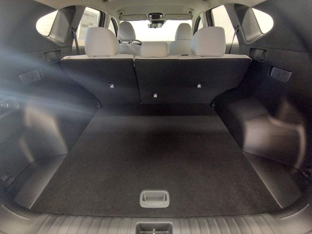 New 2026 Phantom Black Hyundai SE image 16