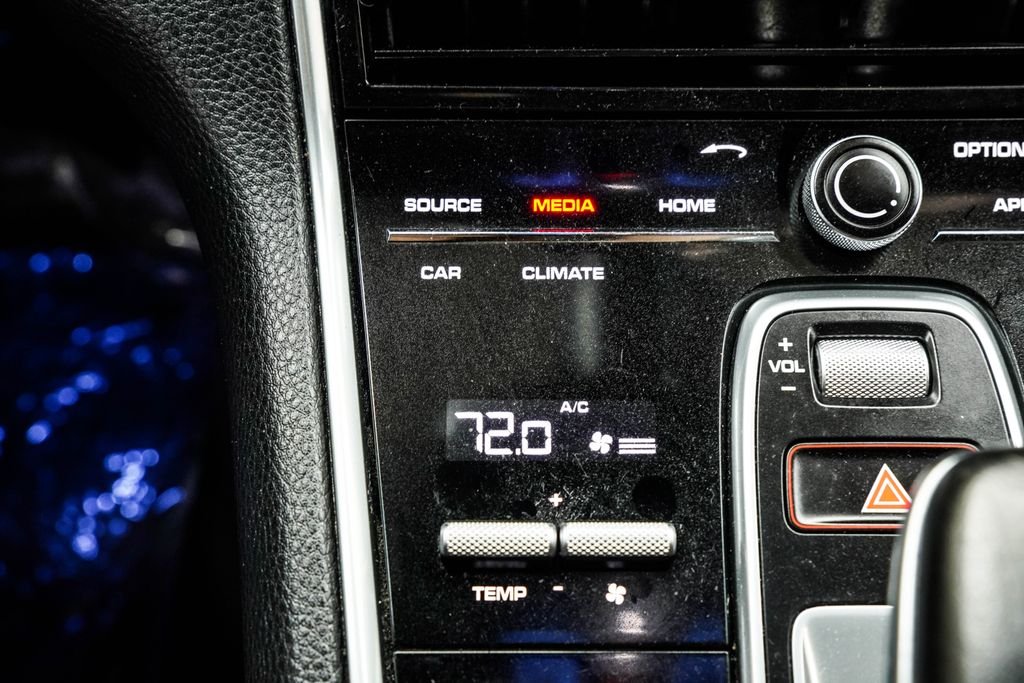 Used 2020 Blue Porsche Base image 31