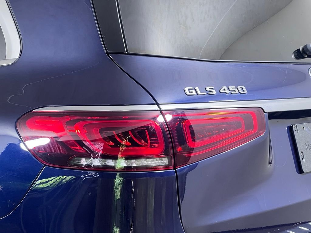 Used 2021  Mercedes-Benz GLS 450 image 13
