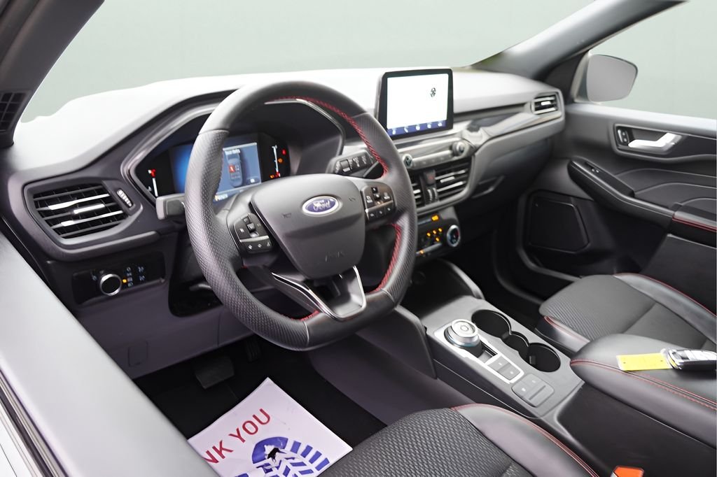Used 2025 Gray Metallic Ford ST-Line image 13