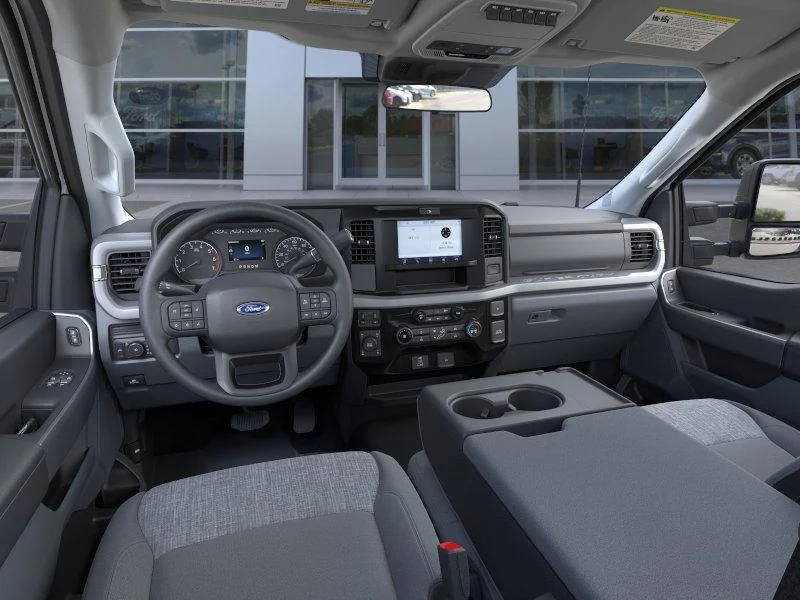 New 2025 Oxford White Ford F-350® XLT image 9