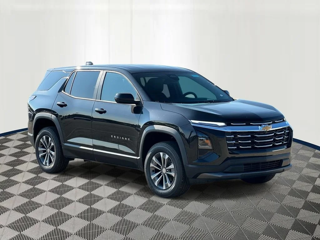 Used 2027 Mosaic Black Metallic Chevrolet LT image 7