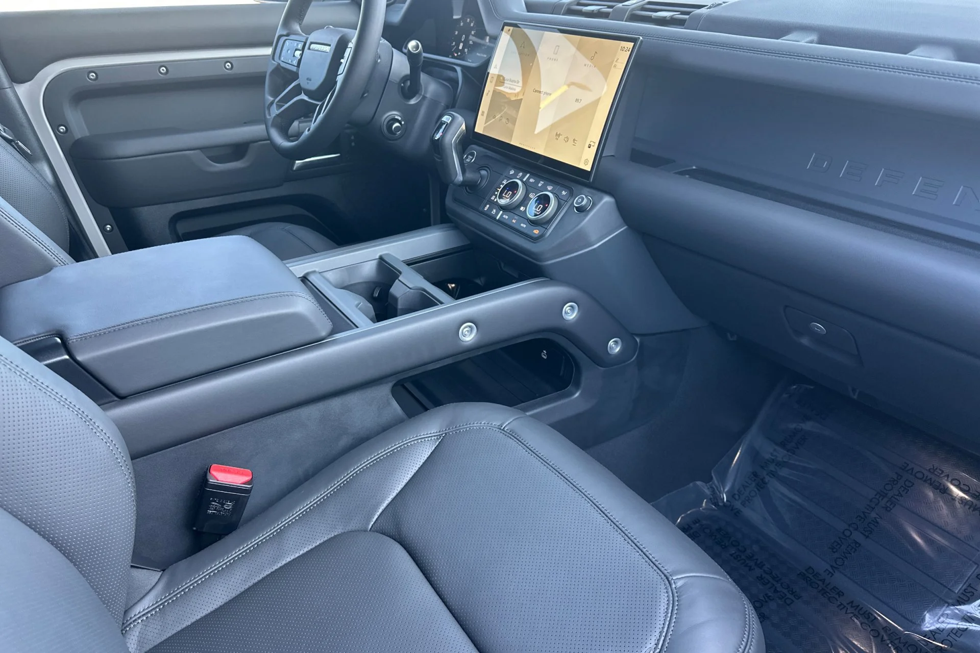 New 2026 BORASCO GREY Land Rover X-Dynamic SE image 18
