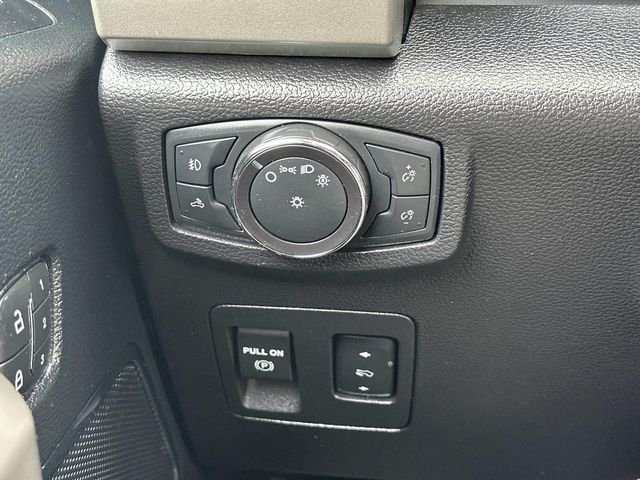 Used 2019 Red Ford Lariat image 24