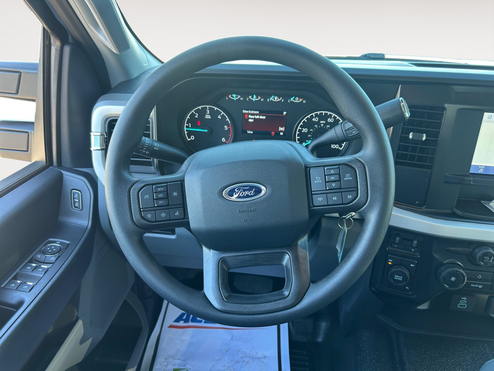 New 2026 Oxford White Ford XL image 10
