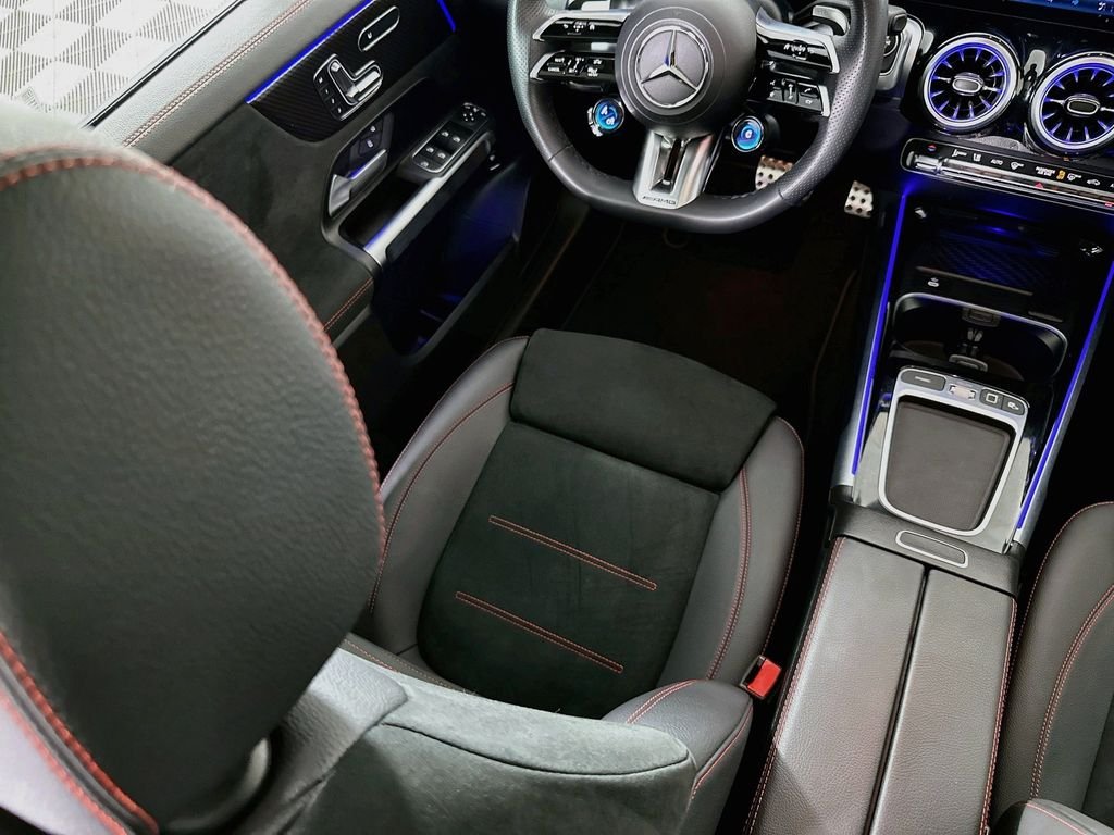 Used 2026 Black Mercedes-Benz GLB 35 AMG® image 23