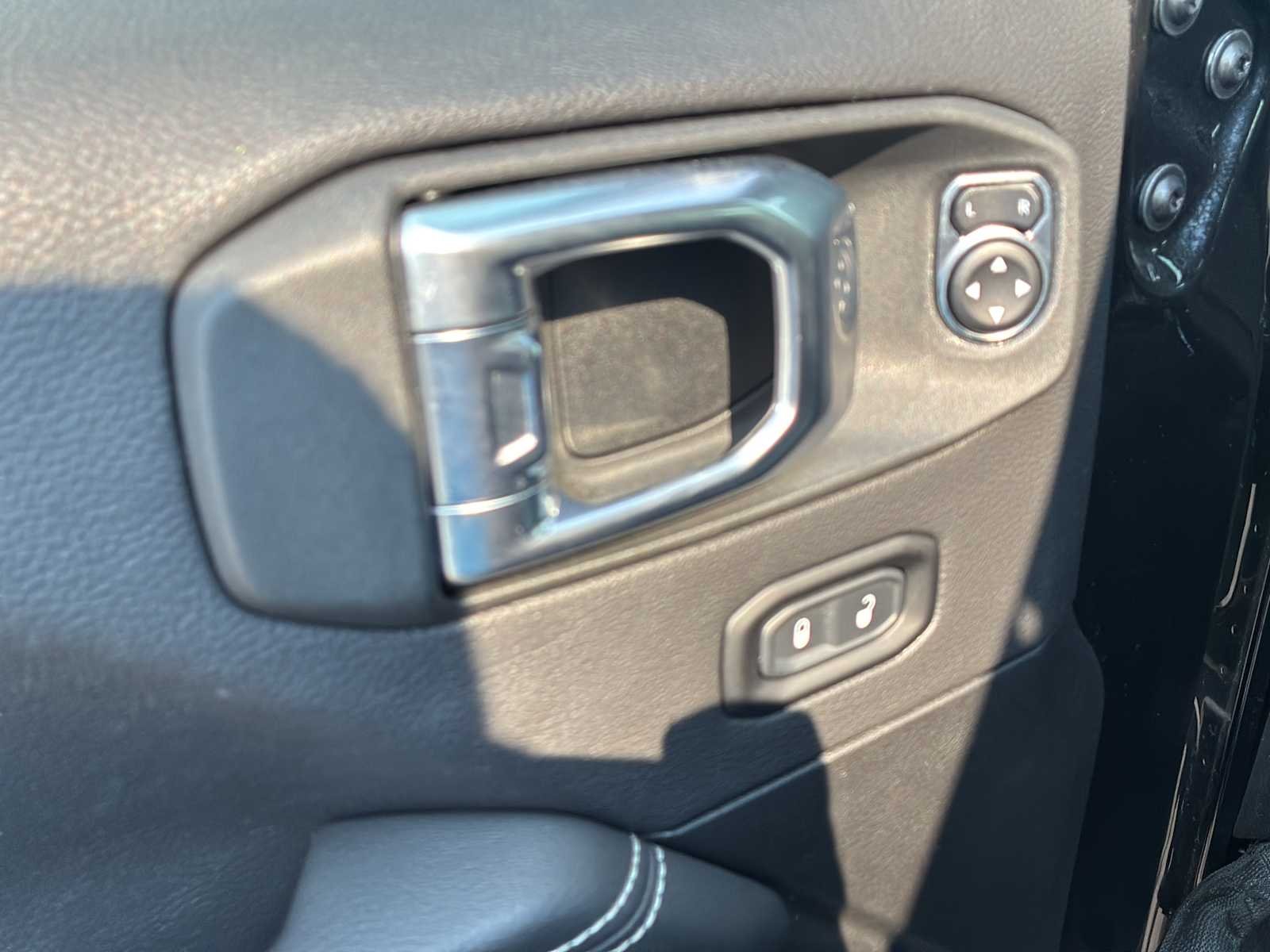 2023 Jeep Wrangler 4xe Sahara 4XE - Photo 25