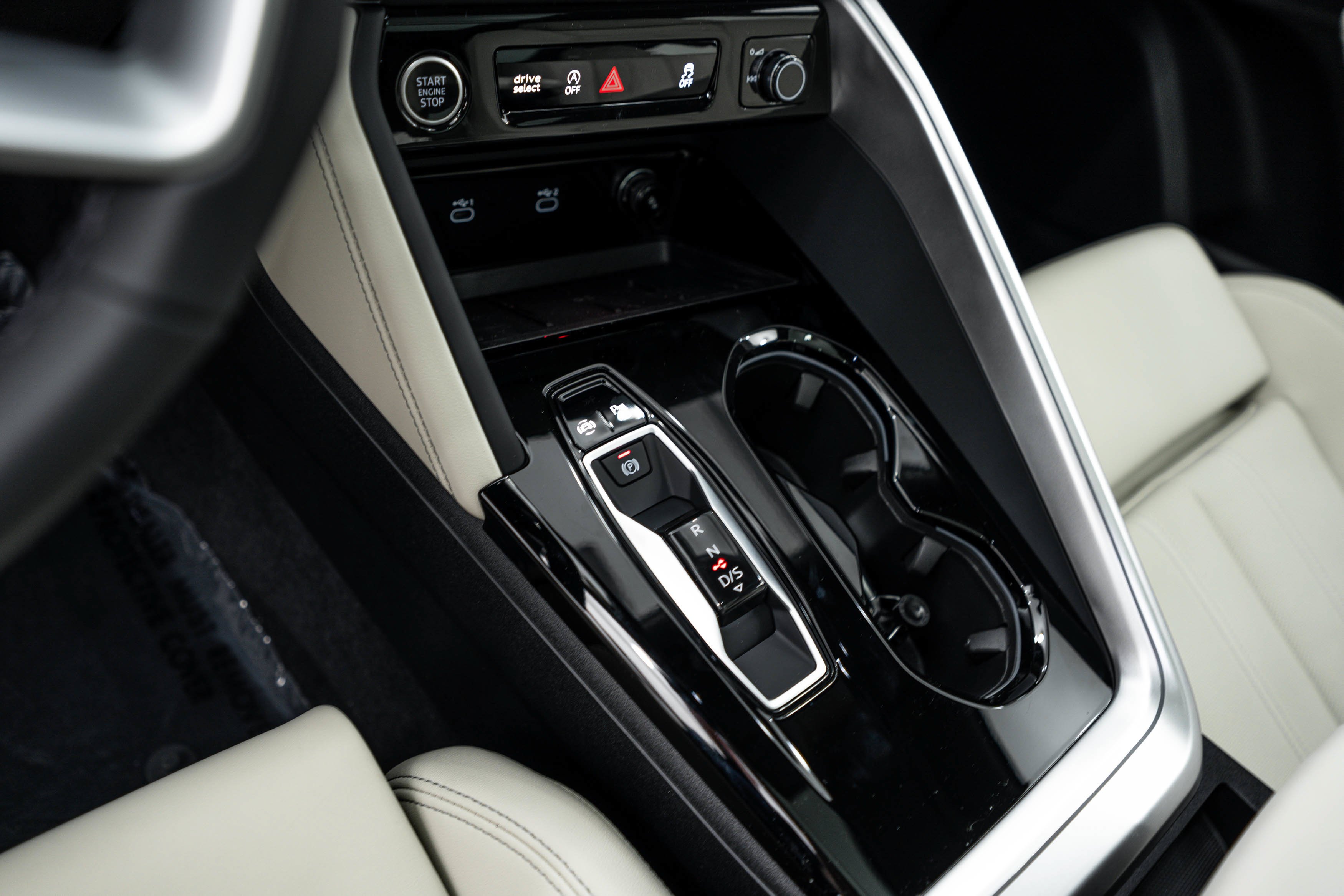 New 2026 GLACIER WHITE Audi Prestige image 12