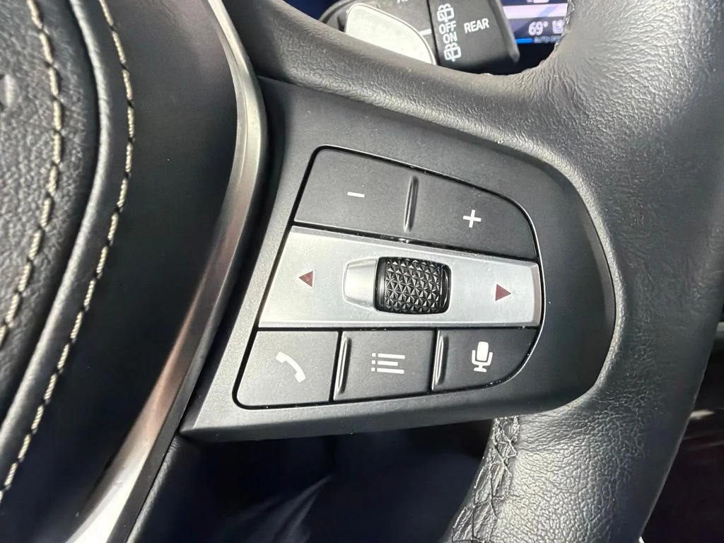 Certified Used 2026 Alpine White BMW xDrive40i image 30
