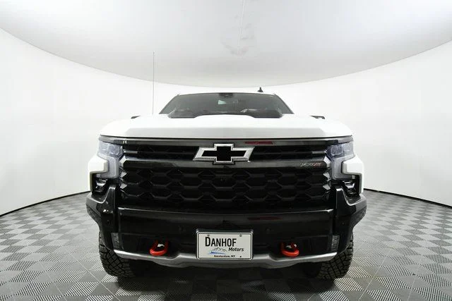 2025 Chevrolet Silverado 1500 ZR2 - Photo 7