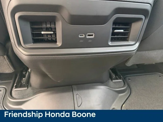 Used 2025 White Chevrolet RST image 42