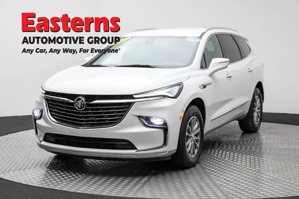 Used 2024 White Buick Premium Group image 1